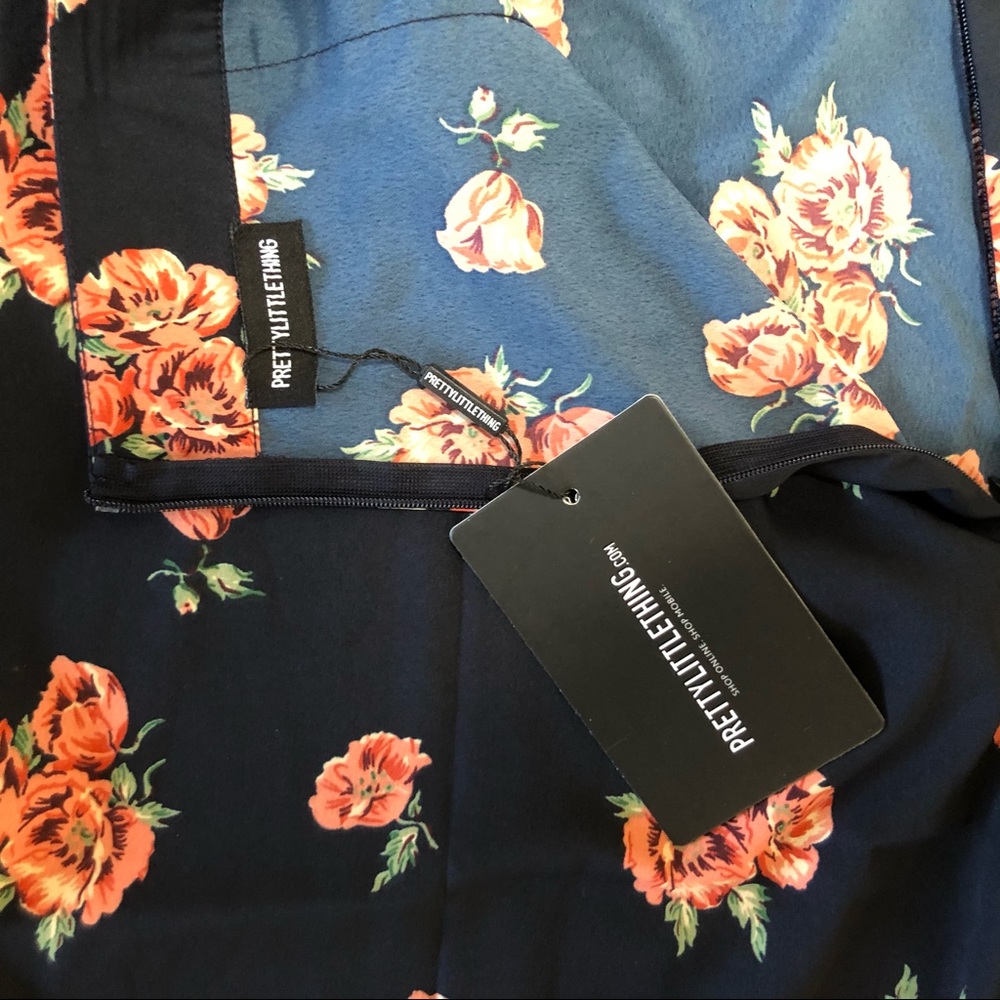 PrettyLittleThing Pink Floral Navy Culottes Pants - Picture 5 of 6